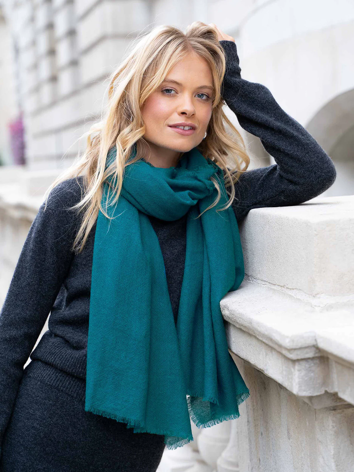 Cashmere Gauze Stole - Image 38