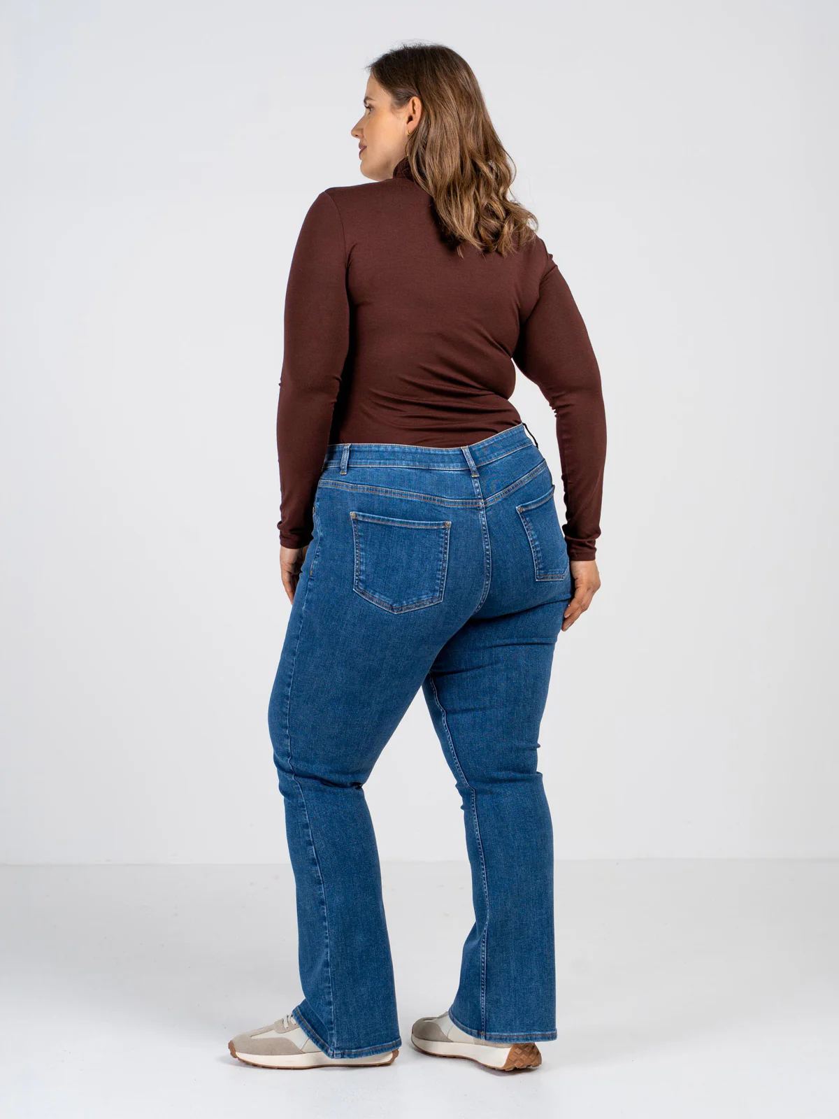 Darla Comfort Stretch Bootcut Jeans - Image 11