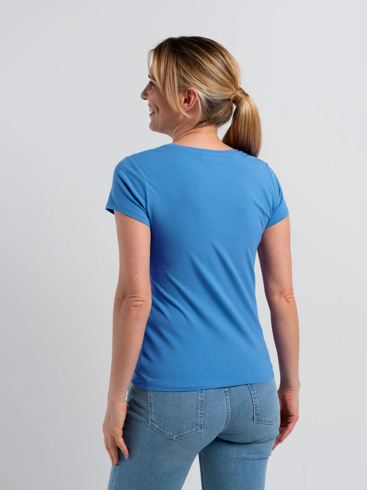 Everyday Cotton V Neck - Image 17