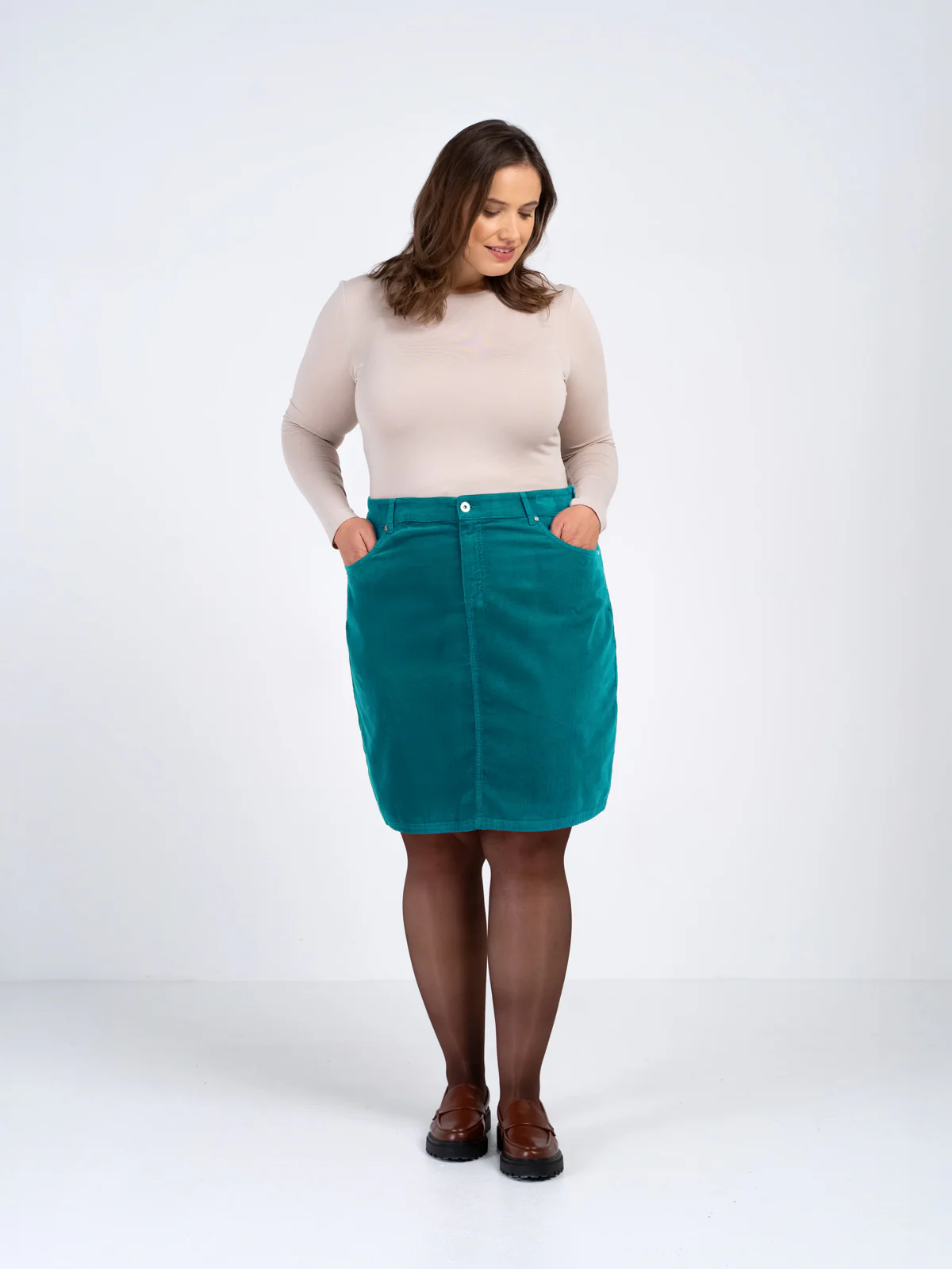 Jamie Cord Knee Length Skirt - Image 15