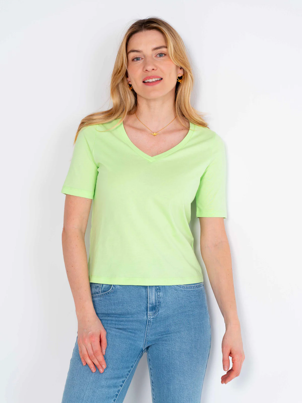 Lightweight Cotton V - Image 2