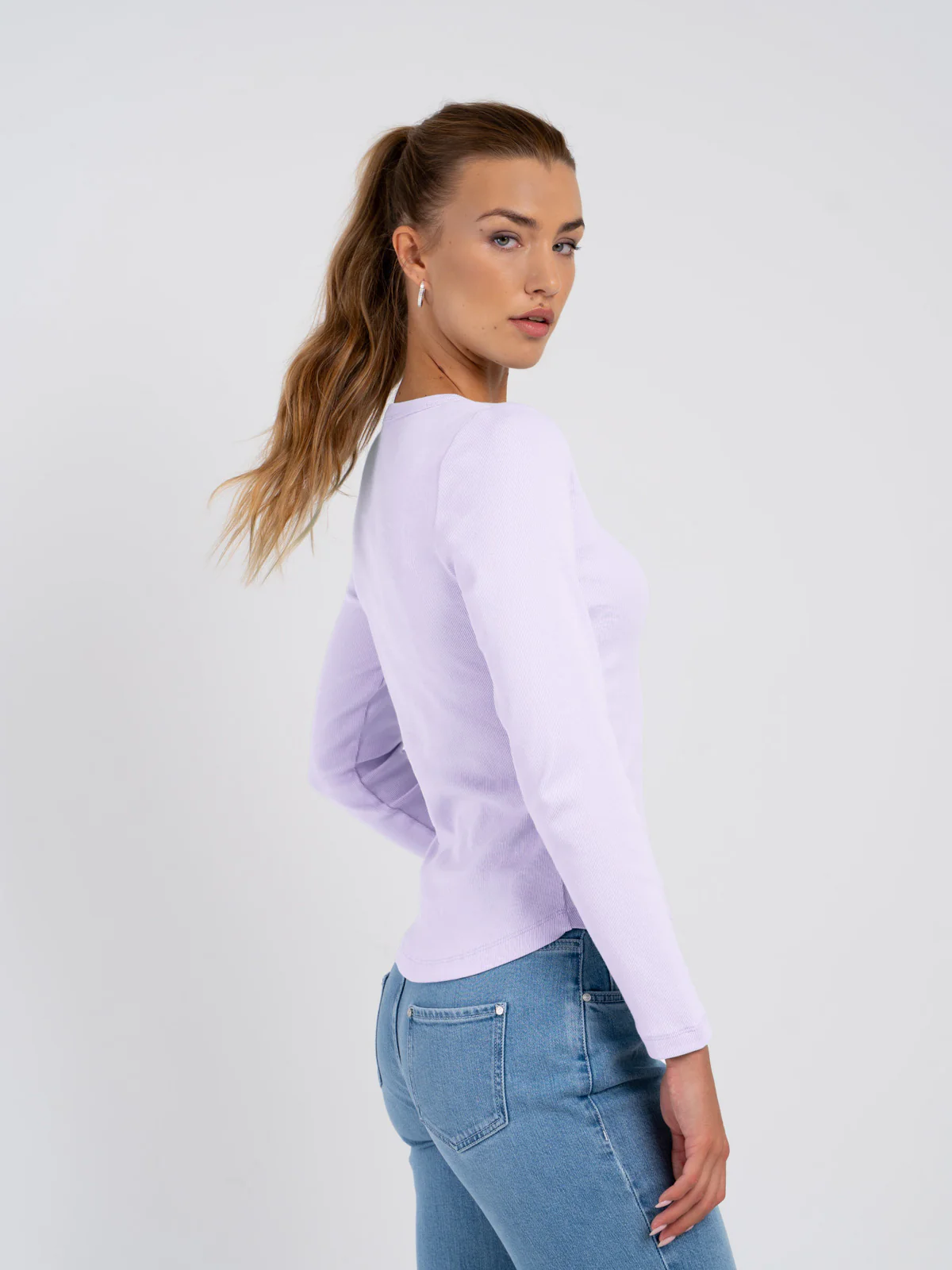 Long Sleeve Cotton Rib V - Image 30