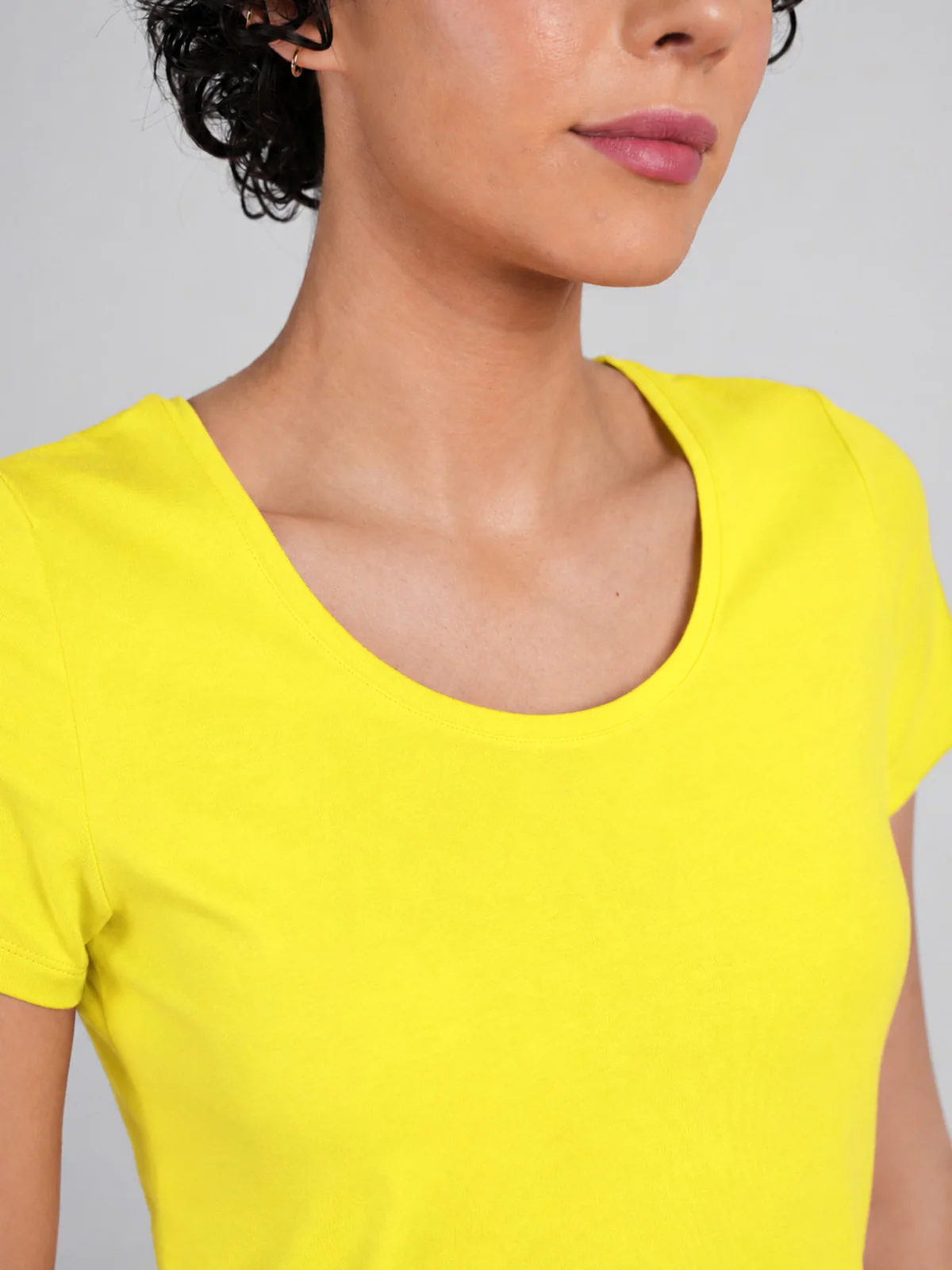 Short Sleeve Everyday Scoop Neck T-Shirt - Image 28