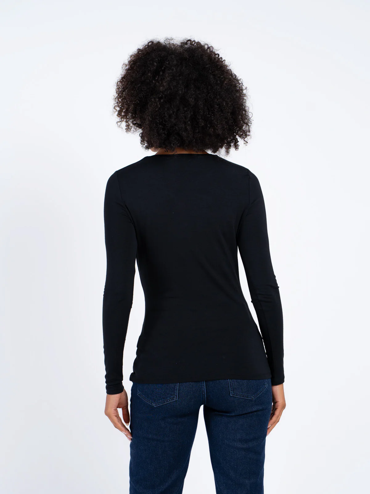 Silky Crew Neck - Image 6