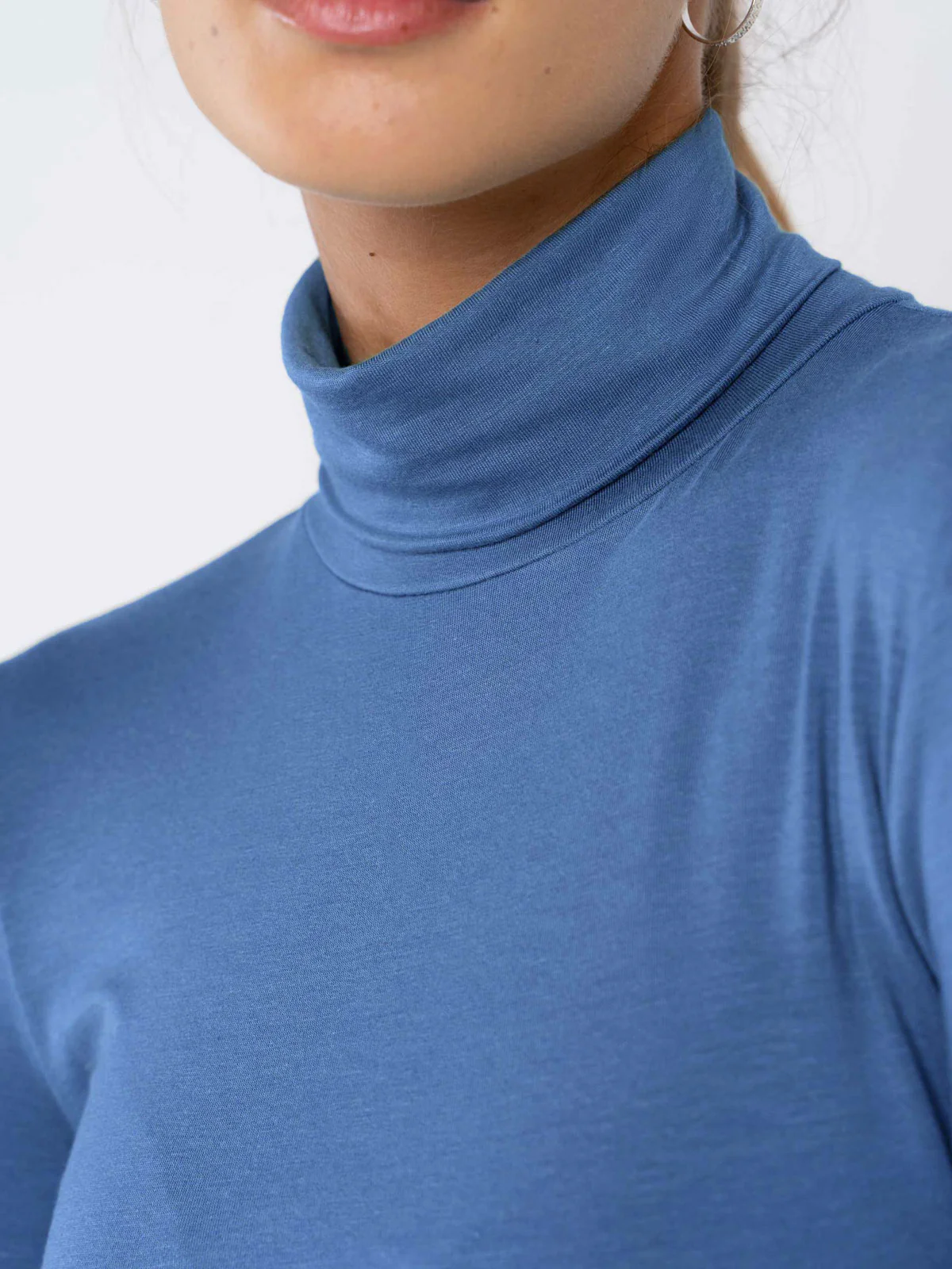 Silky Roll Neck - Image 44