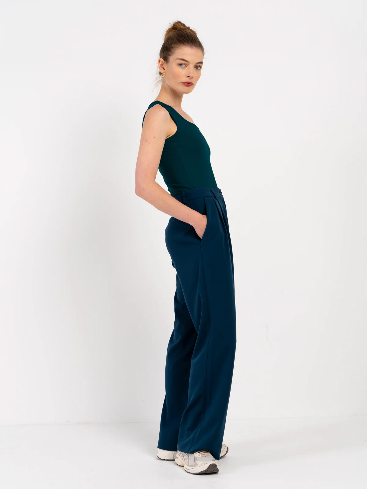 Sleeveless Soft Square Vest - Image 36